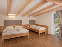 Traum-ferienwohnung mit Dachterrasse & Tollem Ausblick, Cron4 Schwimmbad & Sauna 리스코네 호텔