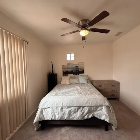2-Story Home, 10 minutes away from Spring Training!