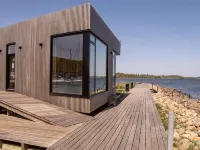 Hotel Strandtangen โรงแรมในชคีฟ