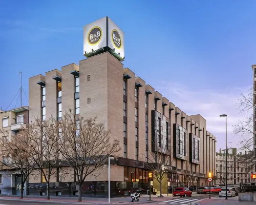 B&B Hotel Zaragoza Los Enlaces Estación Hotels in Zaragoza