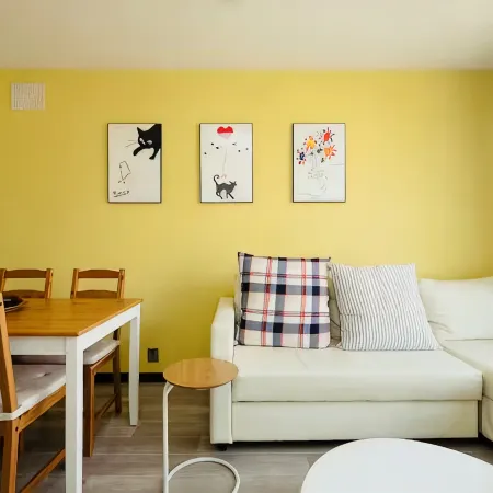 uni house