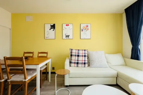 uni house