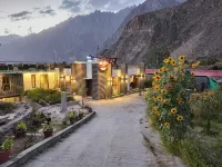 Hard Rock Hunza Resort Villa - parking
