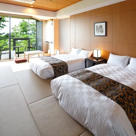Hotel Biwa Dog