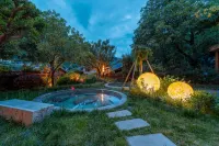 Bipenggou Guanshan Wangyue Hotel - Hot Springs