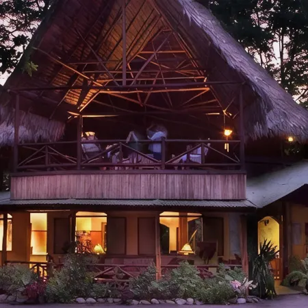 Iguana Lodge Beach Resort and Spa