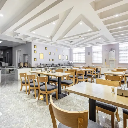 Open Hotel