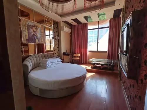 Huacheng Hotel Xiangxiang - Pet friendly