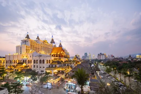 Xishuangbanna Yunzhi Designer Holiday Hotel