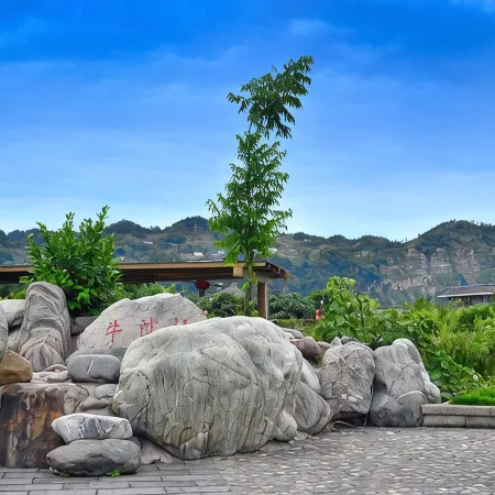 West Canyon Hot Spring Hotel
