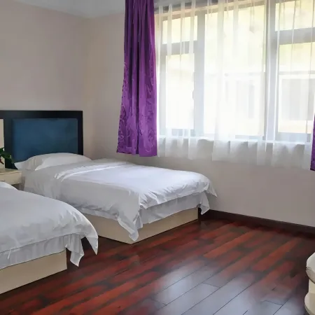 Baihe Anbian Holiday Village
