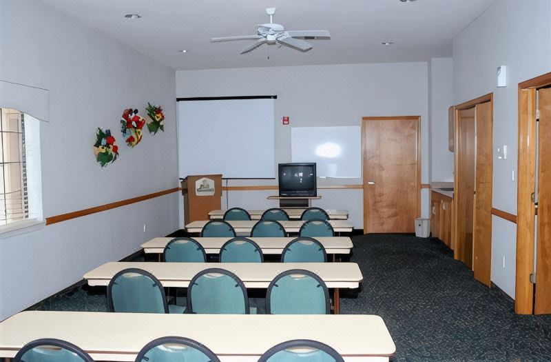 Best Western Plus Edinburg Inn Suites photo 5