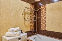 EuroUyut In A New House Bright Apartments - 2-Star