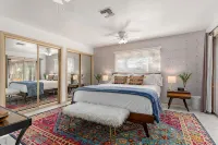 Tortoise Oasis - Hot tub, Shuffleboard, & More! - 4-Star