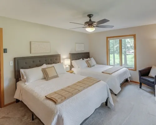 Gorgeous Waterfront Retreat Hotels in Breezy Point