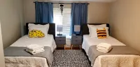 Charming 3 BR cottage in Humboldt - blocks from DT