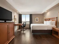 Grand Hotel & Conference Centre Calgary Airport, an Ascend Collection Hotel Hotels near The Calgary Zoo