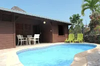 Authentic and comfortable Martinique Villa with pool, 400m from the beach - 2-Star