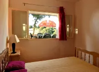 Small house in the heart of nature, 4 km from Cargèse. - Wifi