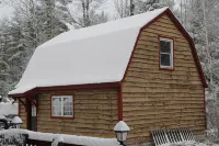 Unique Rustic Ski-Tree House - Game room, Hot tub & Sauna