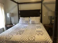 CHESTATEE RIVER CABIN is a prefect pet friendly get away close to Dahlonega