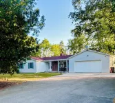 FOUR SEASON LAKE FRONT HOME - FAMILY HOLIDAYS - WiFi