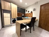 FOREST VIEW LUXURY APARTMENT 3MINS WORK TO BEACH, WIFI - 4-Star