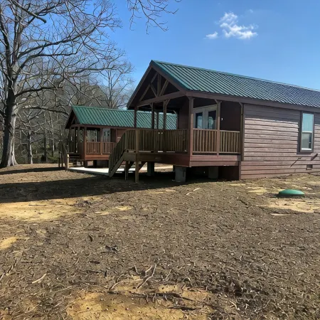 Cozy 101 Cabin 1 bdrm on Smith Lake Located beside Smith Lake Park Boat Ramp