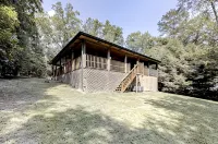 Mountain Dreams ~ Your very own private and rustic mountain retreat! - Hytter