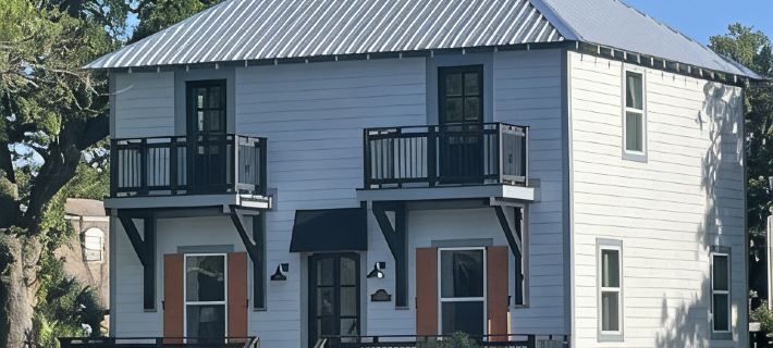 Gorgeous Beach View, Private Balcony Suites Hotels in Biloxi