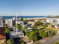 Gold Coast Airport Motel - Only 300 Meters to Airport Terminal