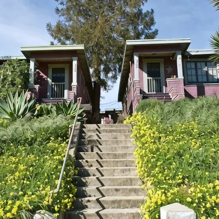 Waterfront Boutique Bungalow 1-Walk to Ferry to San Francisco, Free WIFI Parking
