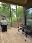 Bear Top Junior Small Cabin w EV Charger - 2 étoiles