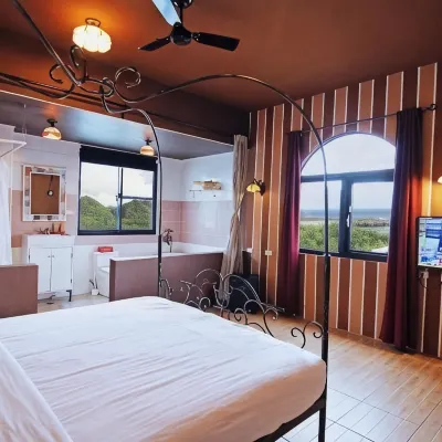 Twinkleocean diving-castle hostel โรงแรมใกล้หาดทาไปชา