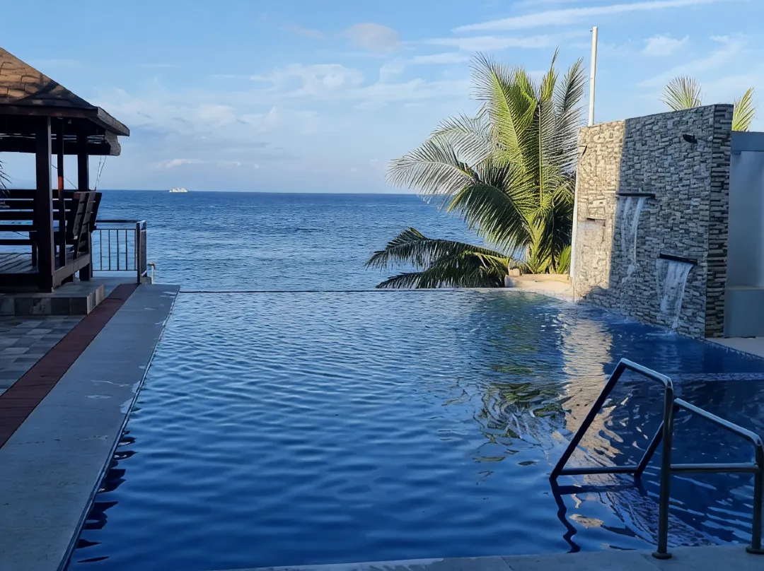 Villa Marcela Beachfront Home - Batangas