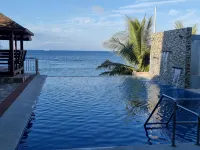 Villa Marcela Beachfront Home - 주차장
