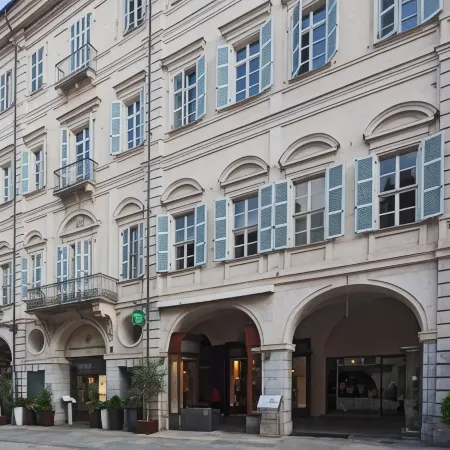 Hotel Palazzo Lovera Отели в г. Кунео