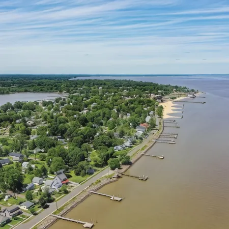 Sunnyside Up - Small Dog Friendly Waterfront Cottage