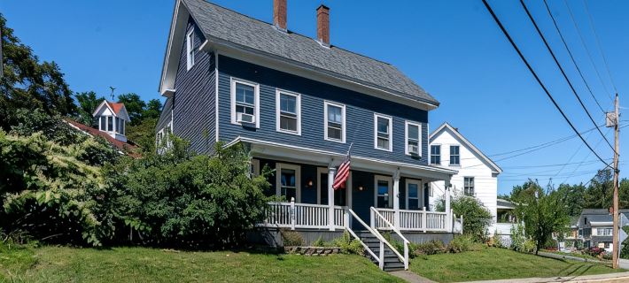 Easiest Location! Rent a Boat, Attend a Wedding! 2600sqft on Main St Meredith Hotéis em Meredith
