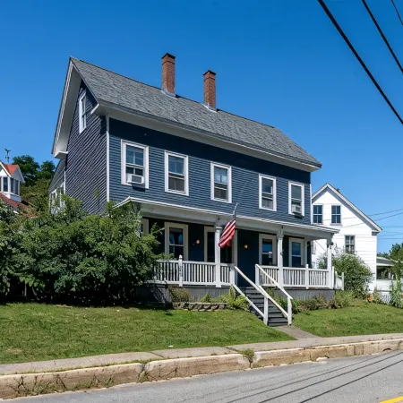 Easiest Location! Rent a Boat, Attend a Wedding! 2600sqft on Main St Meredith