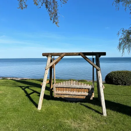 Beachfront Bungalow Retreat on Lake Huron1