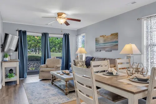 1st floor 2bd 2bath condo, just a quick 6-min drive to Broadway at Myrtle Beach - Wifi