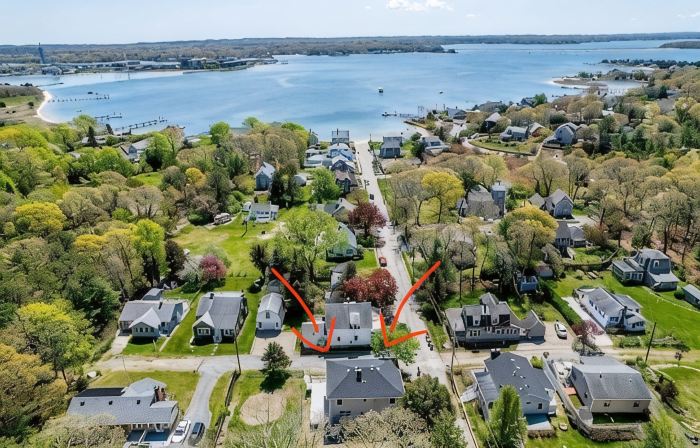 Peaceful Onset Beach Home. 5 Bedrooms, Wareham MA