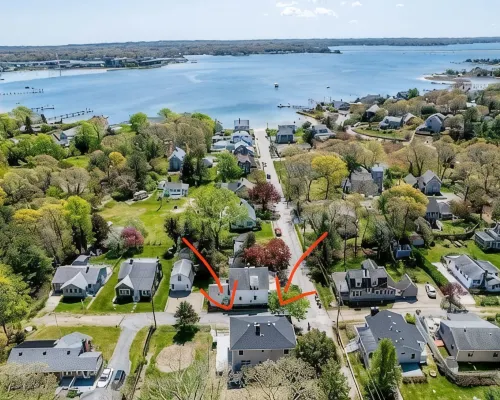 Peaceful Onset Beach Home. 5 Bedrooms, Wareham MA Hotels in Wareham