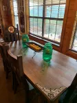 Rustic lodge retreat minutes from the Frio!