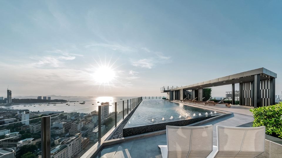 Pattaya Central Sea View Pool Suite