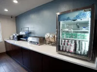 Country Inn & Suites by Radisson, Coeur d'Alene - 조식 운영