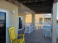 Spectacular Oceanfront condo on the Sands of Treasure Island - 4-Star
