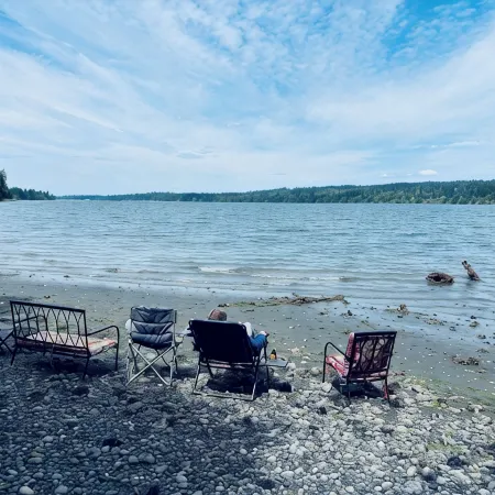 Magical 4 Bed Beachfront Cottage Getaway
