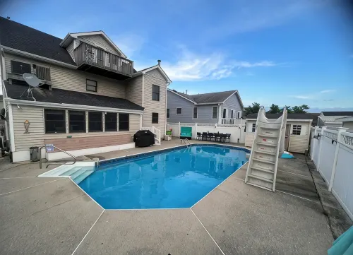 Brigantine Private Oasis w/ 3 Bedroom+Loft & Inground pool w/slide *Pet Friendly